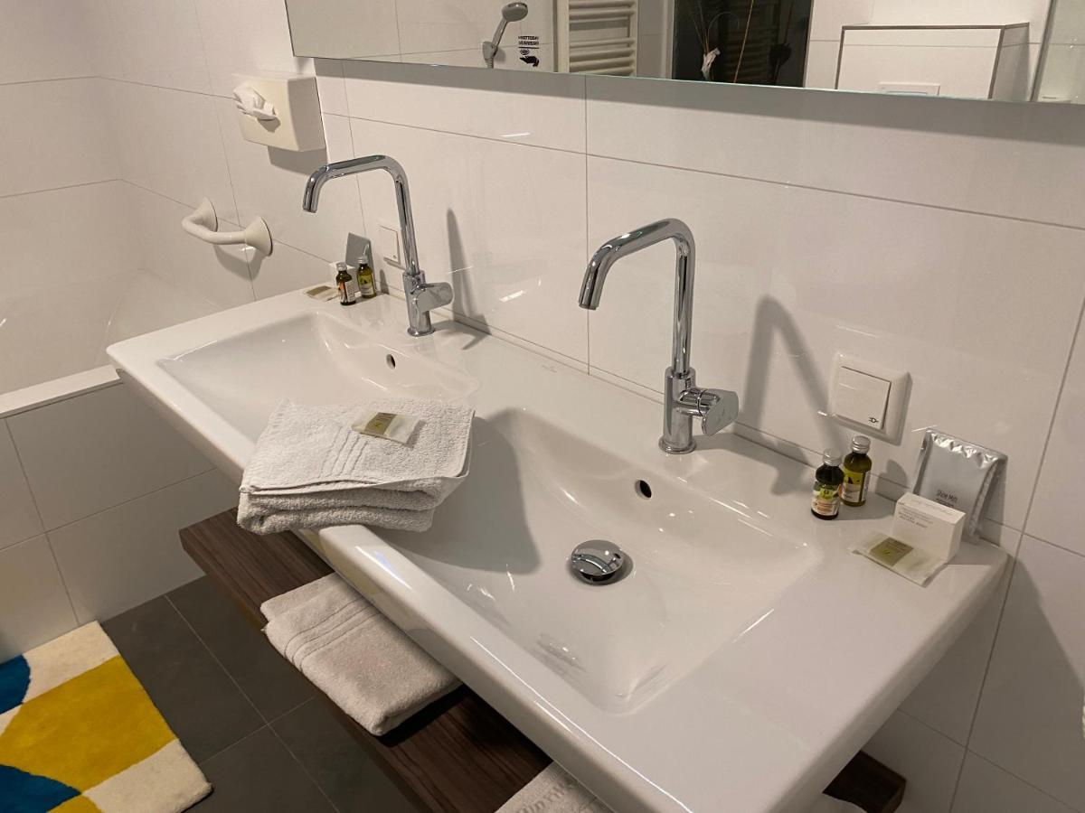 Hotel Faber Хогезанд Экстерьер фото